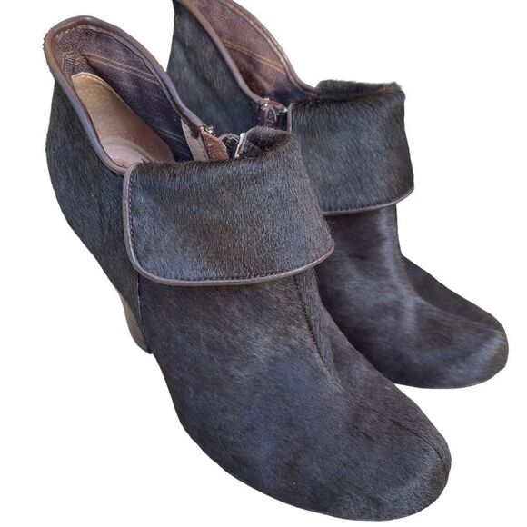 Fossil Brown Calf Hair Cuffed Heeled Ankle Boots Size 7.5 - Picture 2 of 10